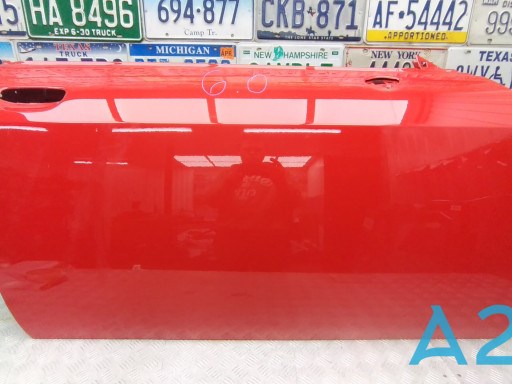 Двері передні, праві Signeda PDG80008AR ціна, від 421.24 USD