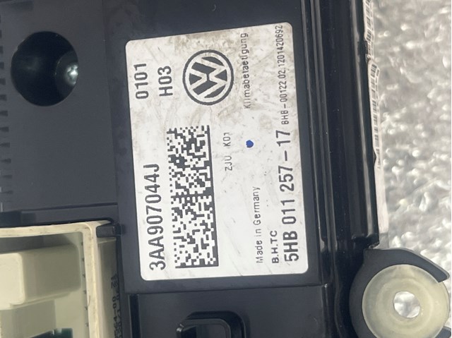 Купити 3AA907044J VAG Блок управління пічкою