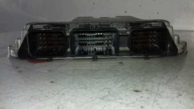 Електронний блок керування двигуном 0281011969 Renault (RVI)