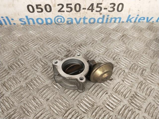 Дросільна заслінка в зборі на Mitsubishi L 200 III K60, K70