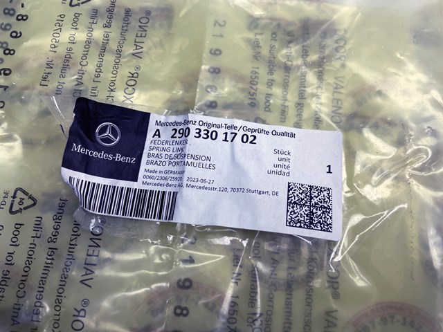 Купити A2903301702 Mercedes Лівий важіль передній нижній підвіски