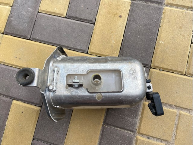  Chrysler 68283565AB ціна, від 81.85 USD