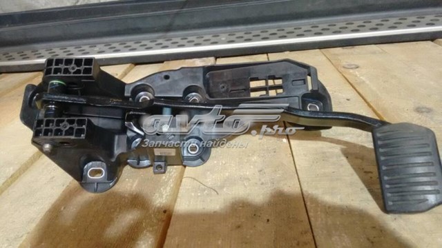 Купити FG9C9F856AB Ford 