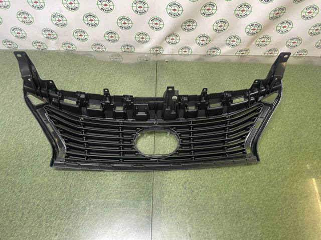 Решітка радіатора 5311133440 Toyota