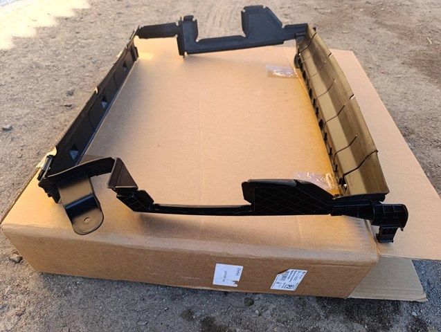 34L10420 Polcar повітропровід радіатора