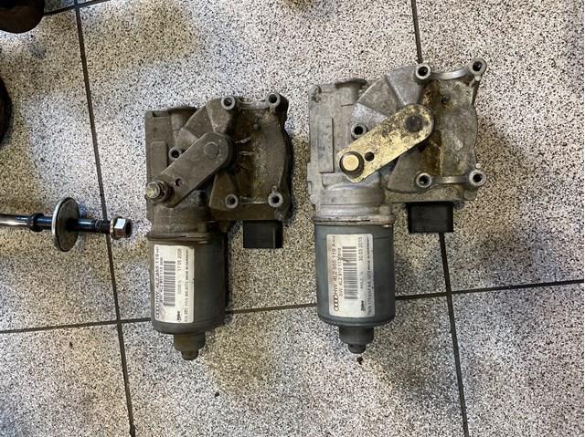 Двигун склоочисника лобового скла (трапеції) 4L1955119A VAG