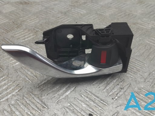 Ручка задніх дверей зовнішня Mazda KD5358330E ціна, від 9.17 USD