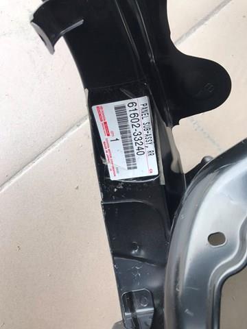 6160233240 Toyota Бічна частина задня ліва
