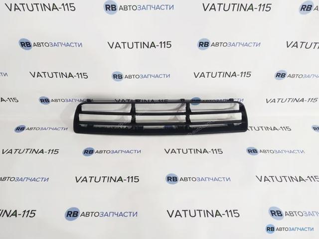 Решітка переднього бампера, центральна Elit KH9543995 ціна, від 5.37 USD