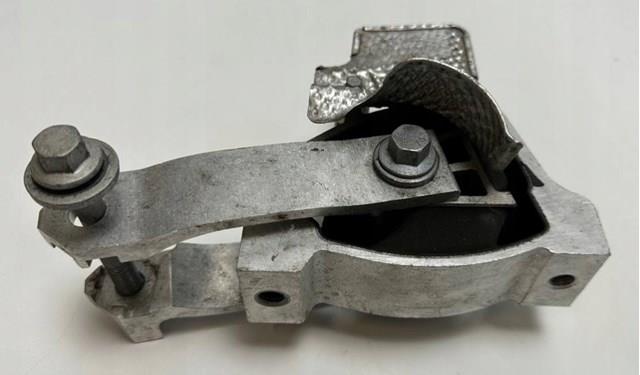 Подушка (опора) двигуна, задня Land Rover LR114070 ціна, від 91.53 USD
