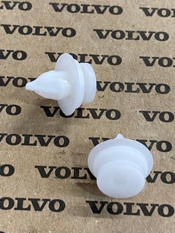 82248433 Volvo 