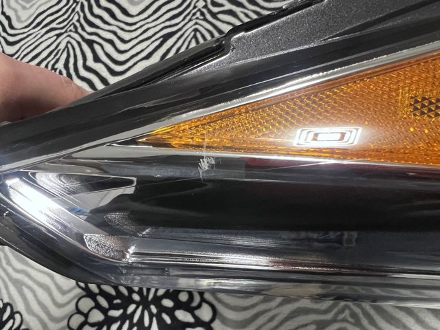 8115007121 Toyota Фара дальнього світла в зборі