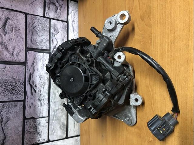 Насос вакуумний Ford DG982A451AD