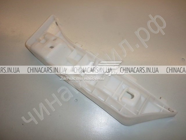 Купити 1068001656 Geely Кронштейн бампера переднього, правий