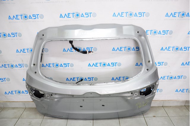 П'яті двері Toyota 670050E330 ціна, від 812.31 USD