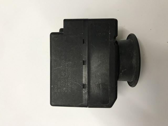 Купити A2205450008 Mercedes 