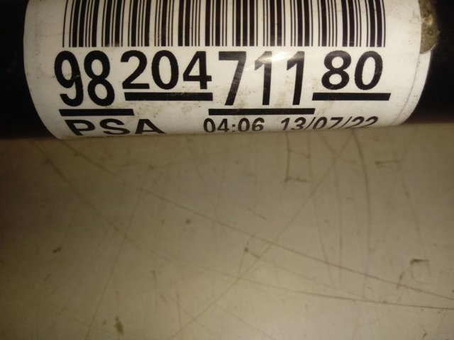 Привід правий Peugeot/Citroen 9820471180