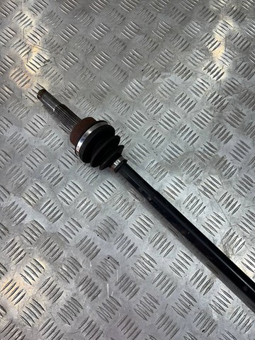 Піввісь задня 396006RE3D Nissan/Infiniti