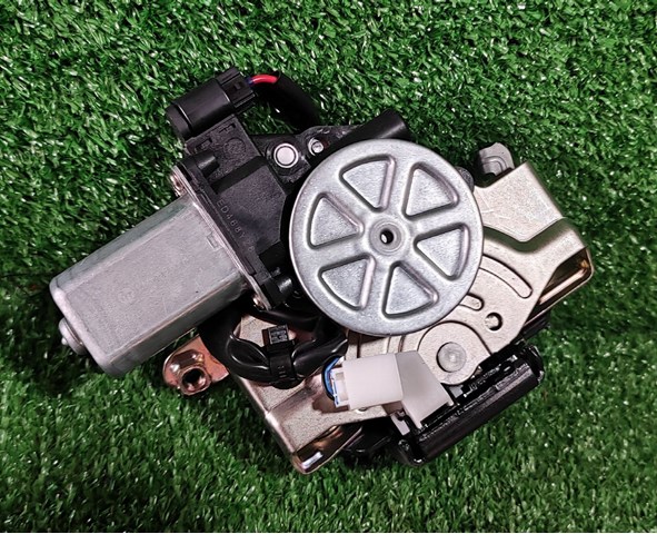 Купити 63032SJ100 Subaru Замок 3/5-х дверей, задній