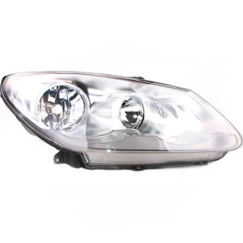 Фара передня права Chery M113772020BA