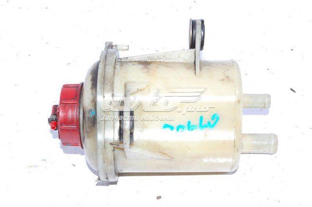 Бачок насосу гідропідсилювача керма на Fiat Doblo (119)