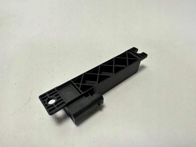  Land Rover LR099137 ціна, від 12.43 USD