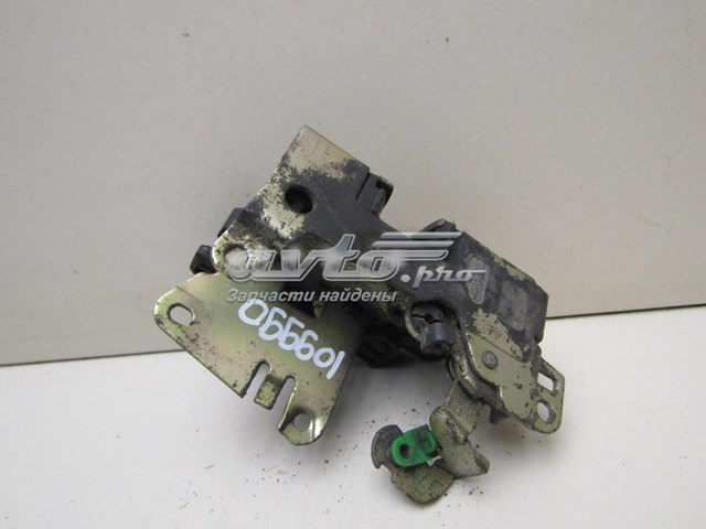 Замок дверей водія Renault (RVI) 8200138035