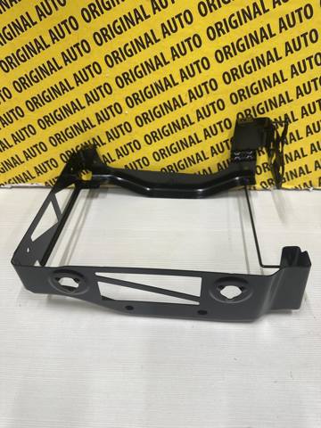 Кронштейн радіатора лівий BMW 51118071635 ціна, від 130.75 USD