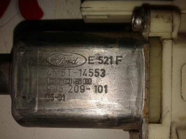 Двигун склопідіймача двері передньої, правої Ford 130822216