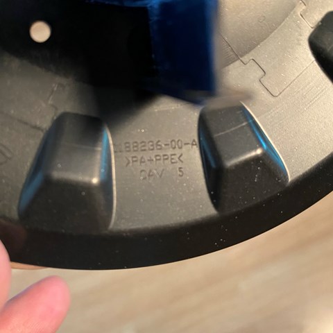 118823600A Tesla Motors 