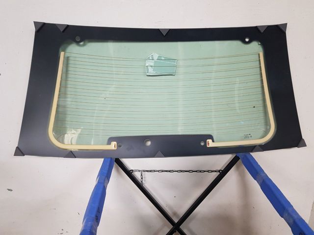 Скло кришки багажника XYG GS3243D21 ціна, від 52.77 USD