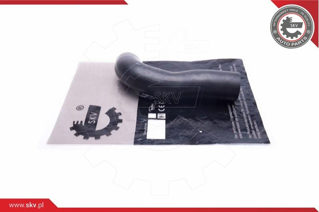 Шланг/патрубок интеркуллера C2C36495 Jaguar