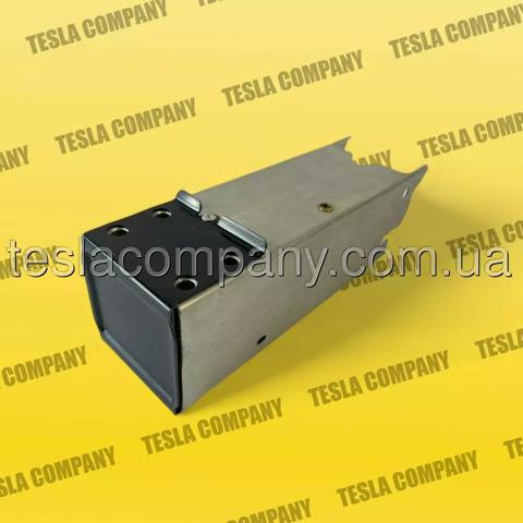 Купити 108814900F Tesla Лонжерон рами передній правий