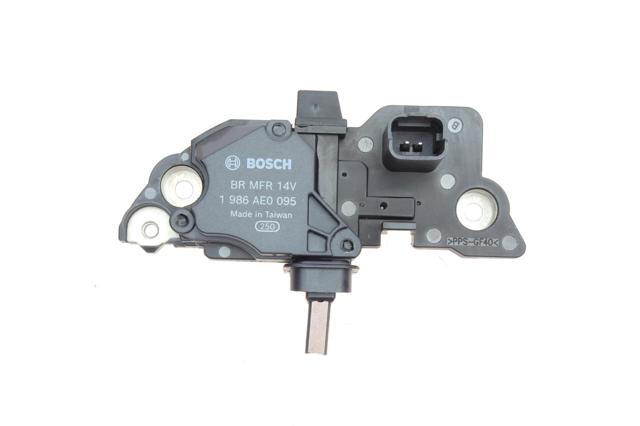 Реле регулятор генератора Bosch 1986AE0095