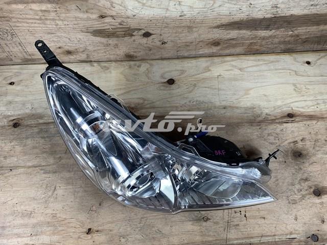 Фара права 84001AJ040 Subaru