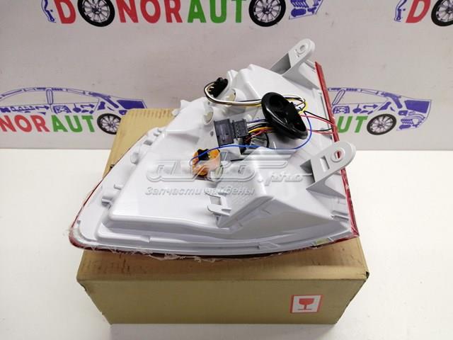 Задній лівий зовнішній ліхтар Signeda ZSD1932L