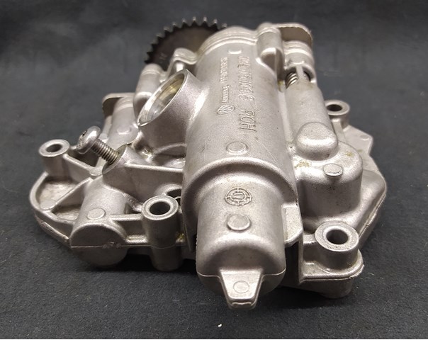  VAG 04E115109S
