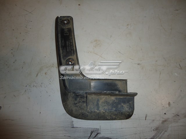 868413Z000 Hyundai/Kia Бризговик задній, лівий