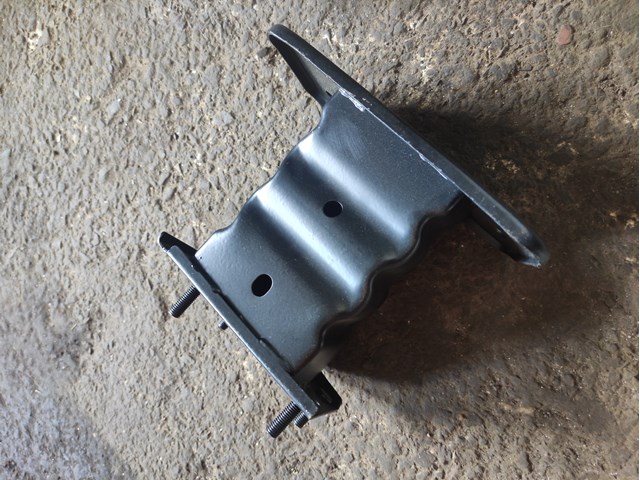 Купити F22156MAMH Nissan/Infiniti Кронштейн підсилювача переднього бампера