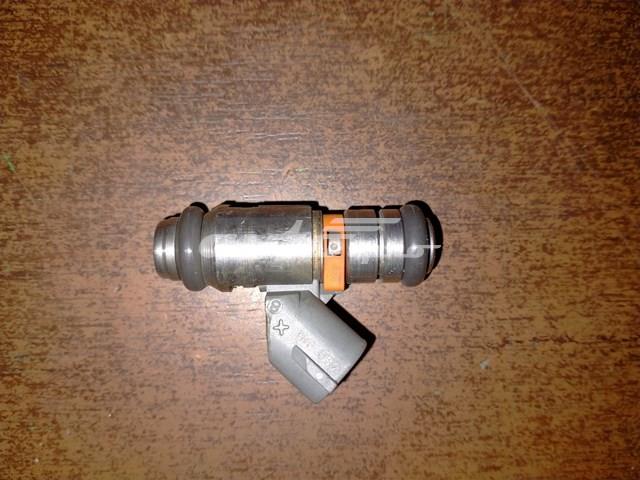 Форсунка паливна Magneti Marelli IWP092 ціна, від 11.27 USD