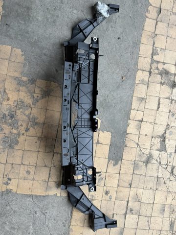 Рамка радіатора верхня FPS FP2820200 ціна, від 44.89 USD