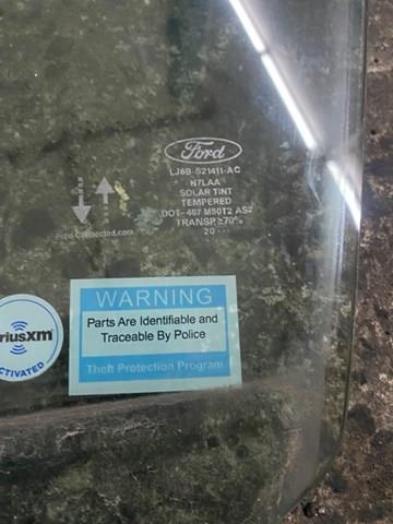 Скло передніх дверей, лівою LJ6Z7821411A Ford