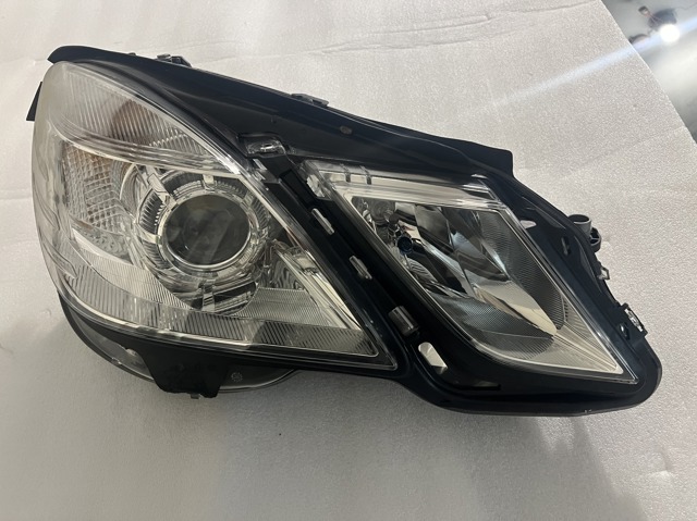 A2128209661 Mercedes Основна фара - вставка