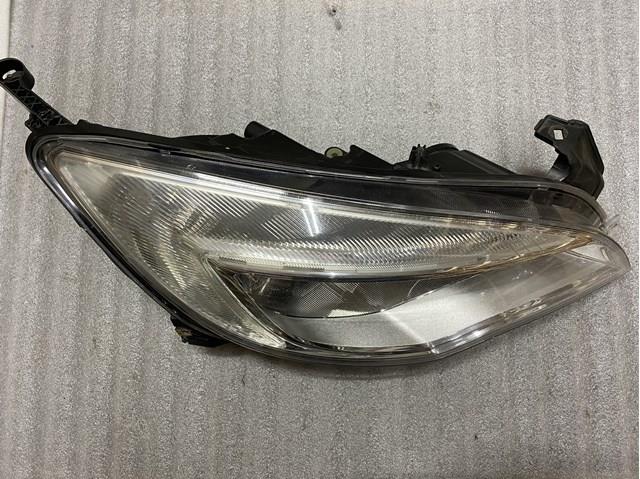 13253657 Opel Фара правая