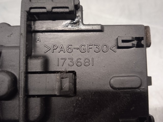 173681 Toyota 