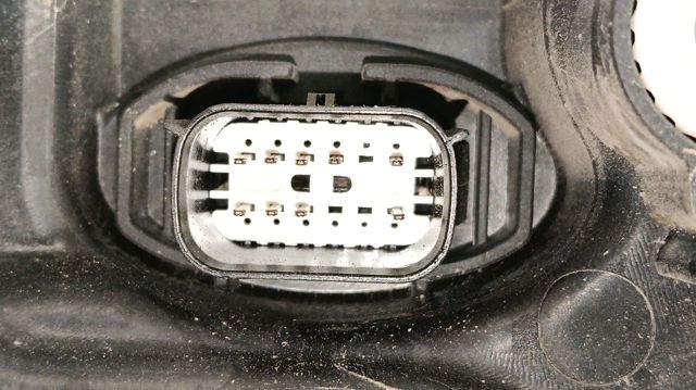 2498476 Ford Фара правая