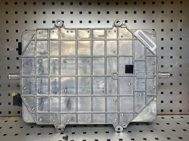  Tesla 101496300K
