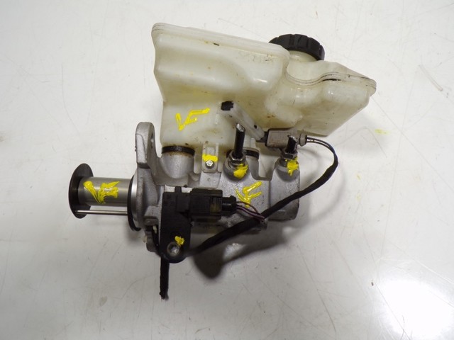 Купити Бачок гальмівний Audi Q3  F3B