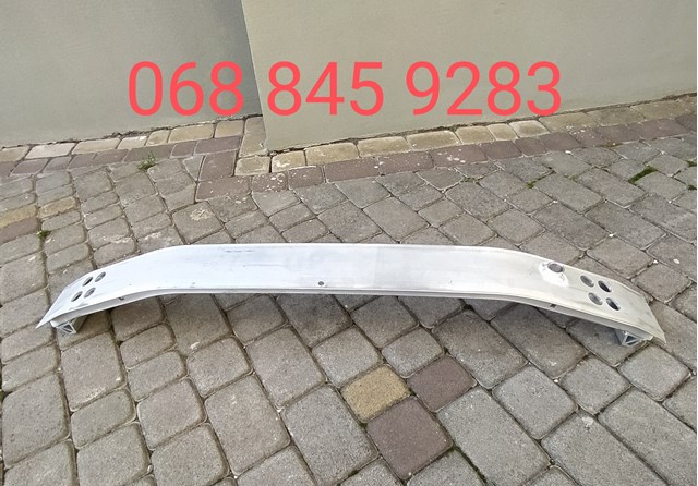 Підсилювач бампера переднього PCV44356A Signeda