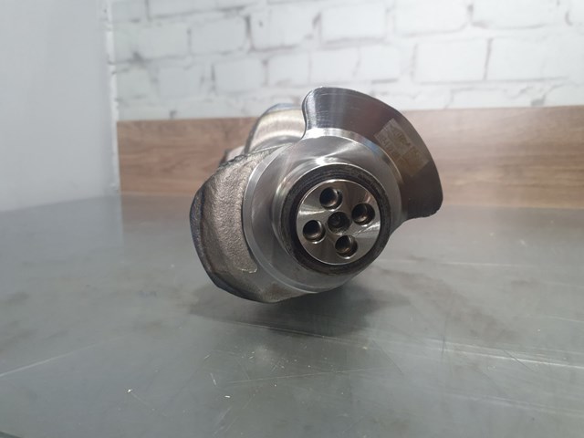 Колінвал 11217812954 BMW